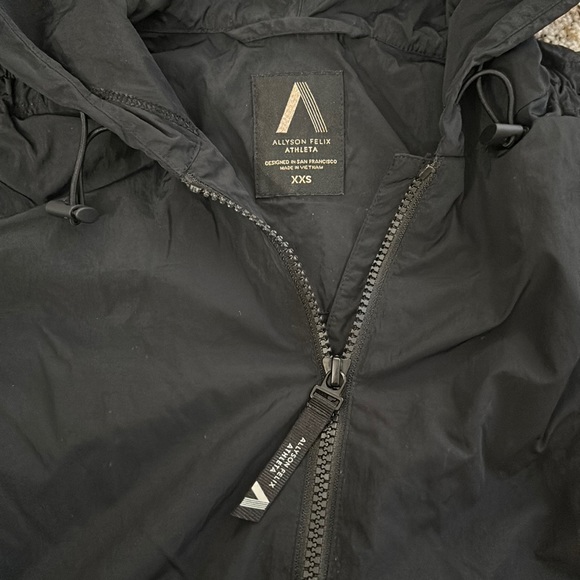 Allyson Felix Athleta Windbreaker - Picture 3 of 11